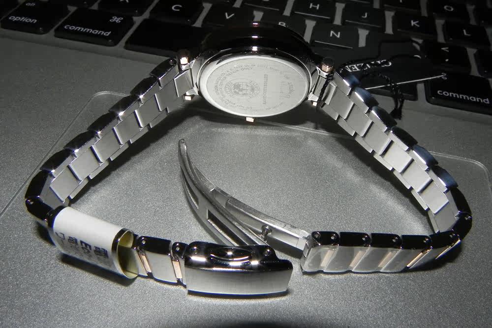 国内现货<em>西铁城光动能电波女表</em>EC1014-65W