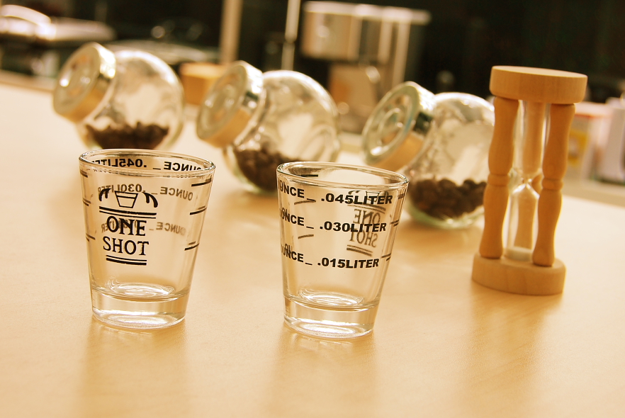 热销 咖啡杯 加厚玻璃安士杯 盎司杯量杯刻度量杯 浓缩杯