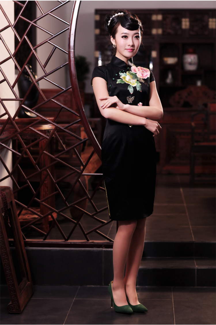 Love of birds dripping time spring 2015 new retro short-sleeved embroidered heavyweight Silk Cheongsam QD450 black L picture, prices, brand platters! The elections are supplied in the national character of distribution, so action, buy now enjoy more preferential! As soon as possible.