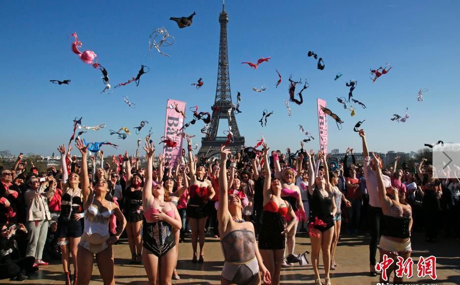 莫代尔女带<em>胸罩</em>无钢圈罩杯<em>一体</em>带胸垫吊带背心