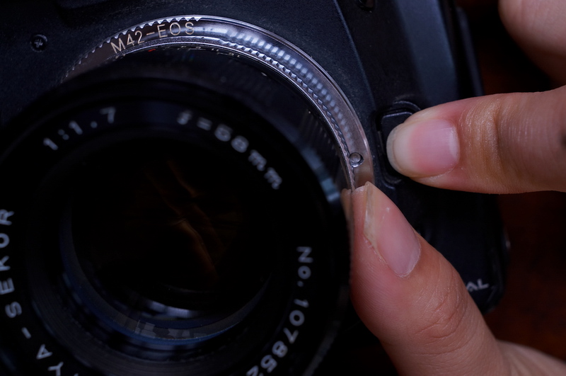 M42-EOS Screw mouth system film Digital camera Electronics focusing  Adapter ring = Black plating   compatible 5D3   6D
