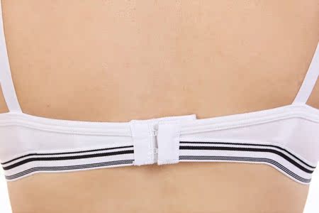 淘宝特卖:<em>大胸</em>纯色显小深V<em>运动文胸</em>睡觉内衣中