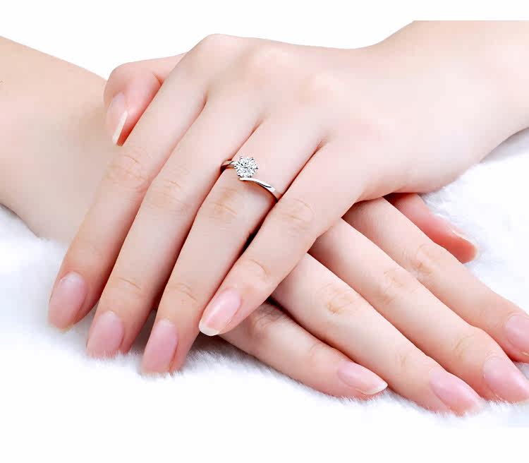 戴维尼 执子之手 F-G优白 <em>女式钻石戒指</em> 结婚钻