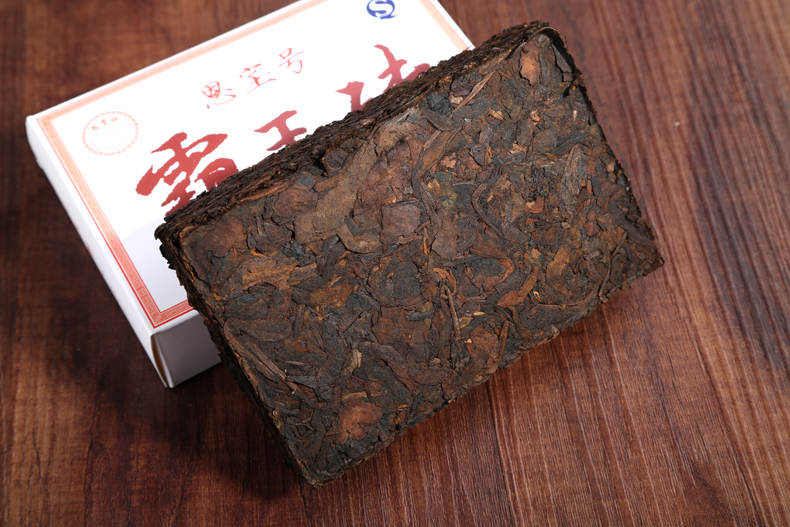 09年恩宝号霸王砖250克 陈年勐海茶砖