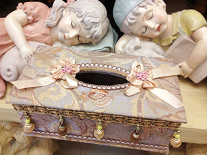 尊贵高端。中式红木奢华欧式卧室床头暖色灯 