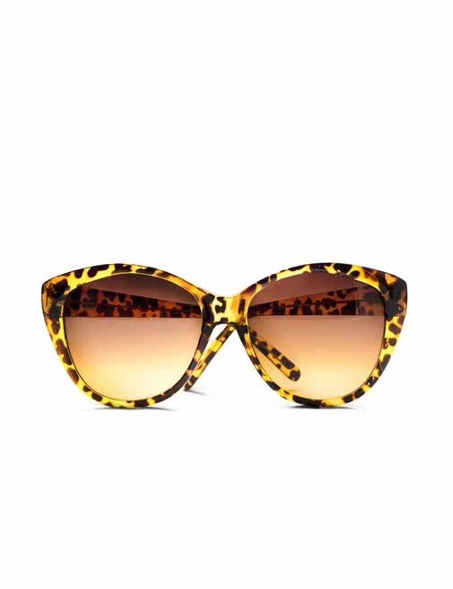 Antique style sunglasses Antique style sunglasses