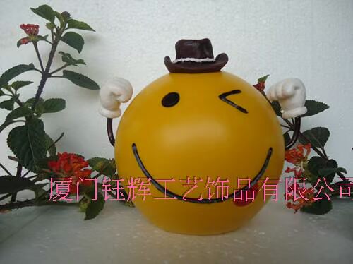 批发采购塑料、树脂工艺品-海南橡胶提炼过程