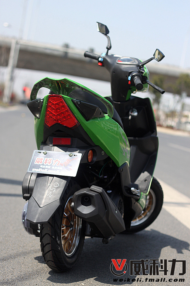 川崎绿改装鬼火二代踏板车山叶RS踏板机车摩