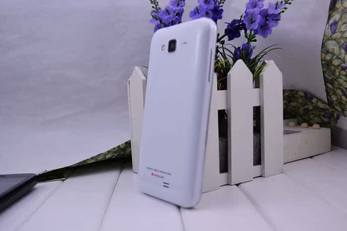 Мобильный телефон G'HONG W1120 4.3 Мобильный телефон G'HONG W1120 4.3