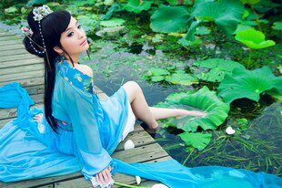 <em>古装</em> 唐装 汉服 古代女式服装 <em>精美</em>飘逸雪纺裙 