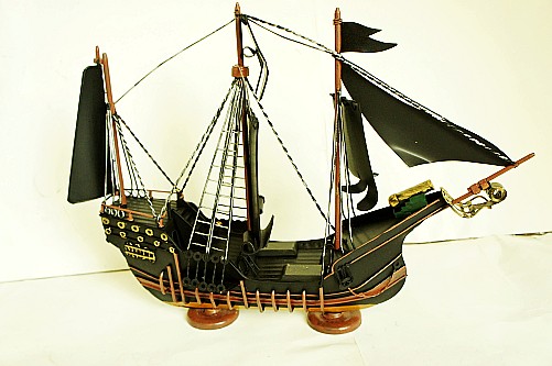 Декоративный корабль C18 Zakka Декоративный корабль C18 Zakka