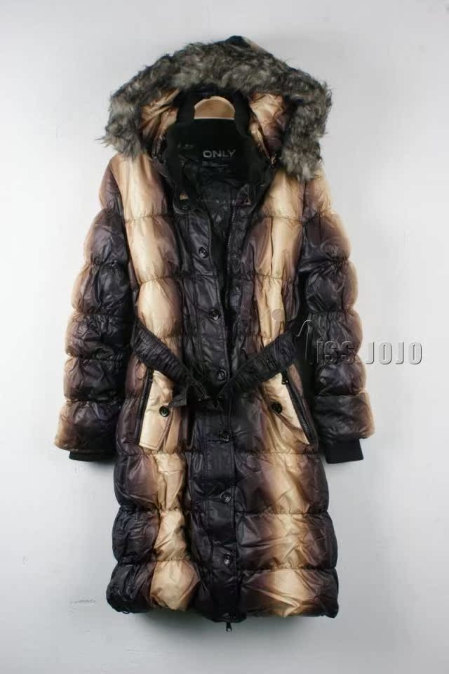 Женский пуховик Chouchou Miss I1b1 2013 Женский пуховик Chouchou Miss I1b1 2013