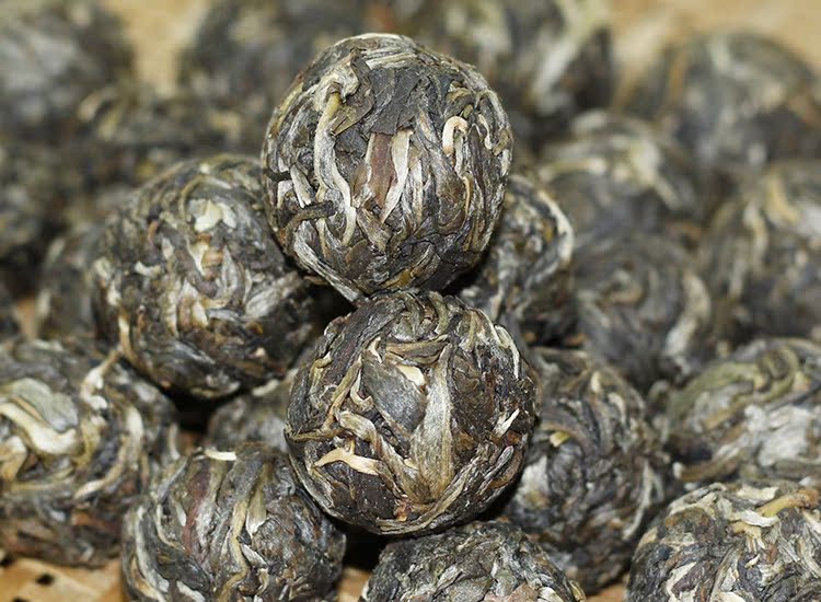 普洱茶生茶 纯手工冰岛古树高级小沱茶—蜜香小龙珠30