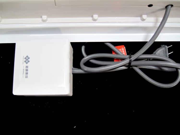 【格峰集成吊顶碳纤维浴霸【照明 取暖 换气 吹