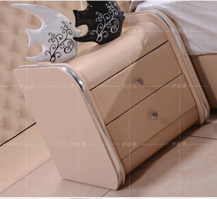 кожаная кровать Yi Liao 1.8 D13 кожаная кровать Yi Liao 1.8 D13