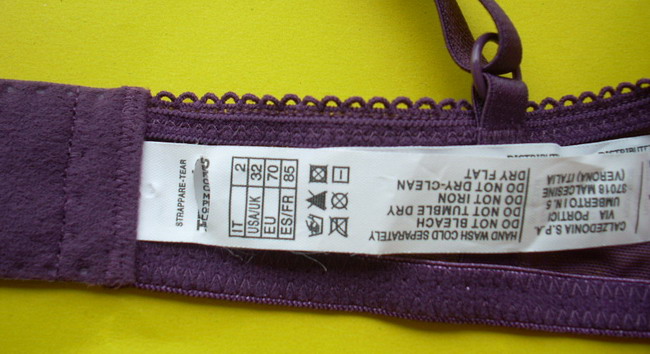 ⑧折内衣 原单1/2杯网纱面料植绒暗花超薄<em>文胸</em>