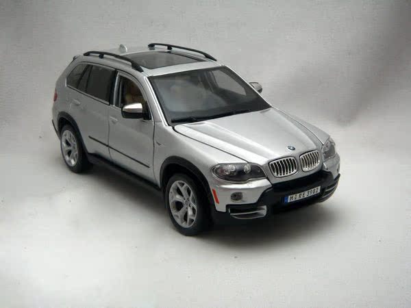 比美高布拉格1:18合金宝马x5 bmw x5天窗版suv越野车汽车模型 178.