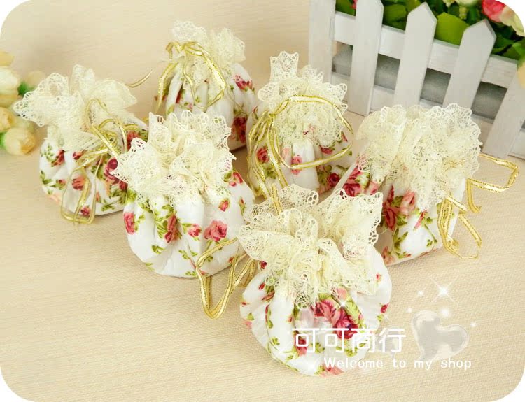 Декоративное оформление столов и стульев Made in China W04 Декоративное оформление столов и стульев Made in China W04