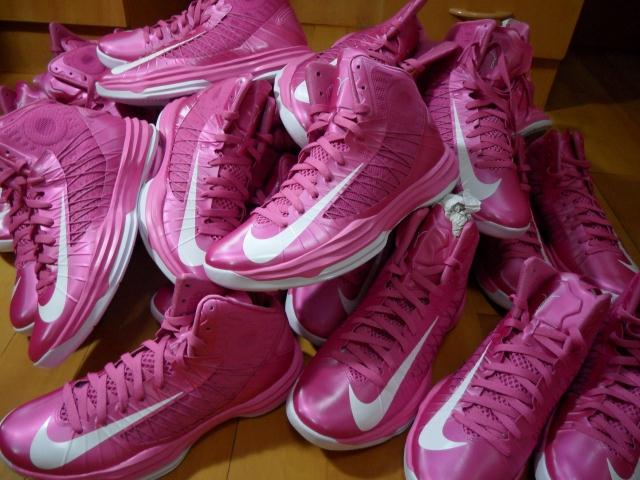 hyperdunk 2012 pink