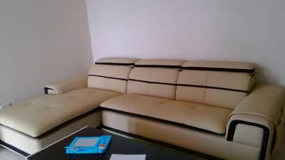 Кожаный диван Lordaeron Sofa Кожаный диван Lordaeron Sofa