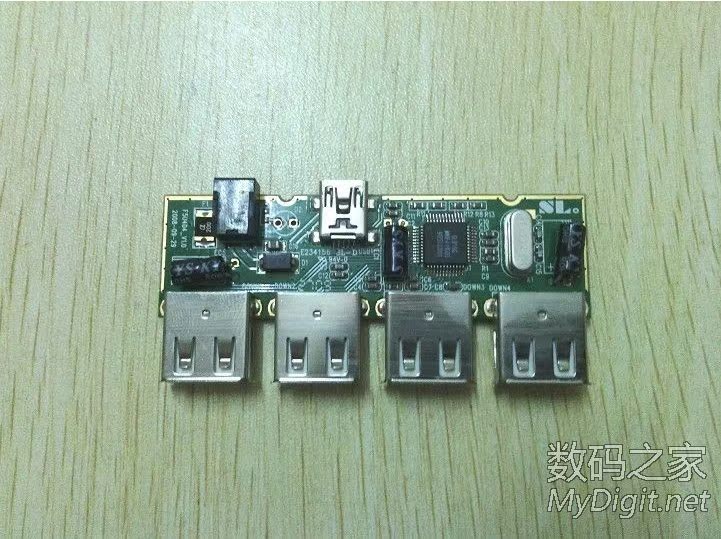 USB-хаб 不计成本清仓贝尔金belkin usb hub 配3.8a原装电源市场绝无仅有 USB-хаб 不计成本清仓贝尔金belkin usb hub 配3.8a原装电源市场绝无仅有