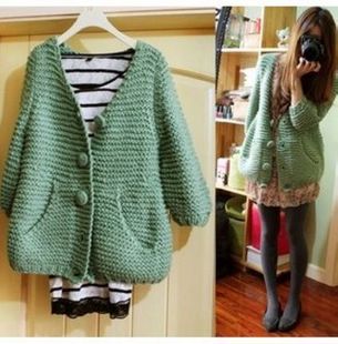 2012春装韩版复古娃娃粗线棒针盘<em>花扣</em>编织7分