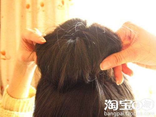 不用动刀冬季<em>中长发</em>的<em>扎法</em>也能变短发+MM必