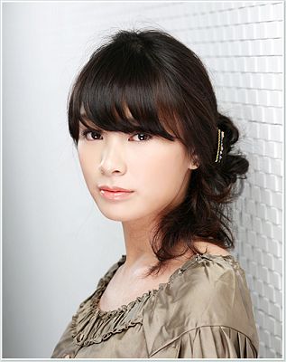 适合<em>小学生的发型</em>简单扎发技巧抗夏雨_新浪网