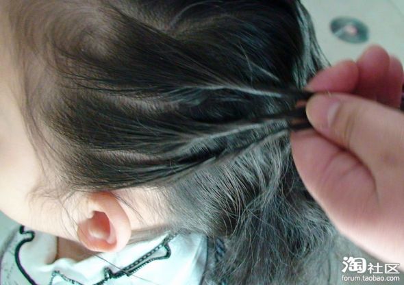 小女孩<em>发型设计简单</em>几步打造超美花苞头!小万