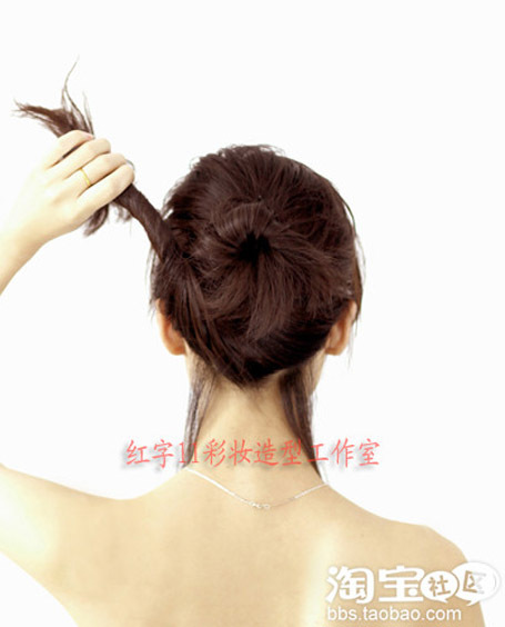 专业造型师<em>教</em>~三款夏日清凉盘发瓜子脸卷发!美