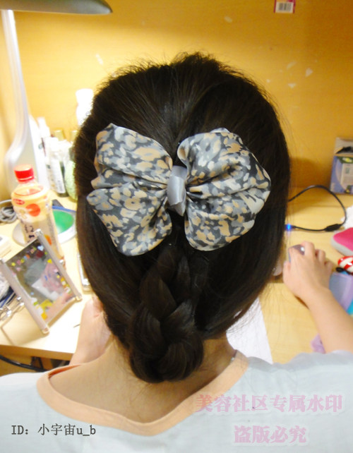 夏末初秋五款优雅气质<em>中年</em>人怎样<em>盘头韩式盘发</em>