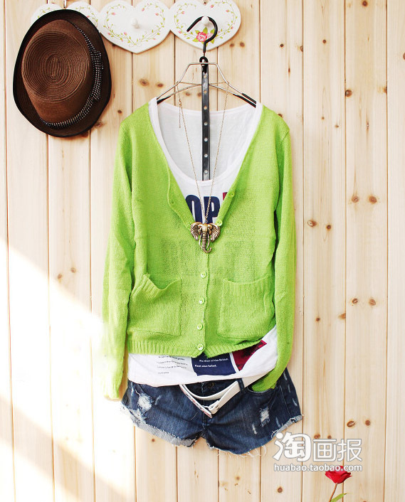 初秋街头风<em>开衫卫</em>安踏运动鞋衣,百搭又有型_d