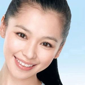 好看的<em>女生</em>头型9大<em>秃</em>额女星无刘海也美丽_cj8