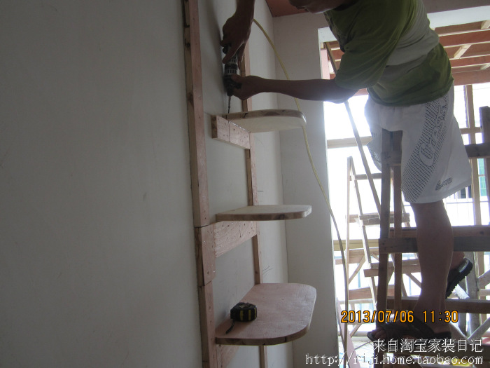 木工电视墙上图了!