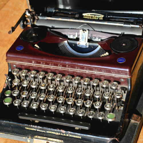 Perfect㊣独特40年代黑色机身便携老式打字机