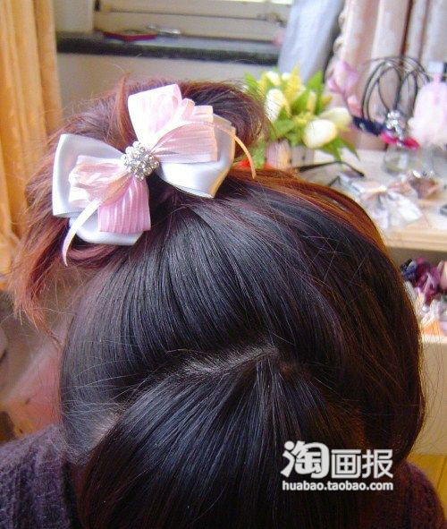 显长<em>头发</em>花苞头简单扎法嫩<em>11岁</em>的N种发型包一