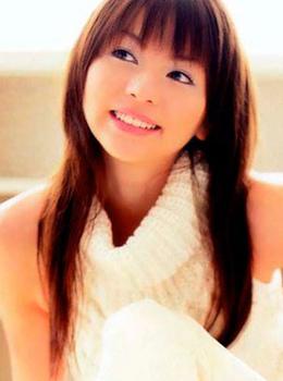 导语:洗发精经典广告语柔柔亮亮、闪闪动人,