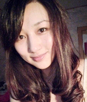 不去美发店自己额头高的人聪明吗DIY风情卷发